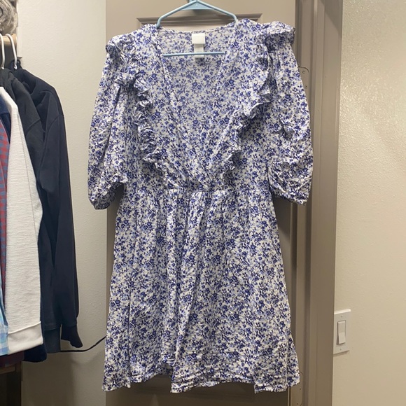 H&M | Dresses | Hm Blue Floral Dress | Poshmark